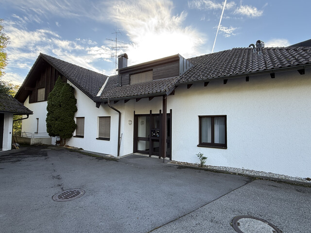 Lichtdurchflutete Maisonette mit Panoramablick – Wohlfühloase mitten im Grünen