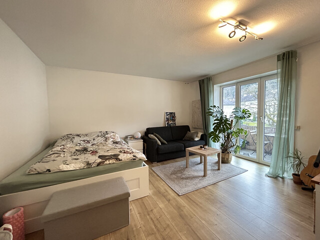 1,5 Zimmer-Wohnung  | voll möbliert  |  Tisis  |  Toplage  |  Balkon  |  Grenznähe