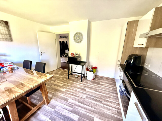 ... ab 04. August - helle 2-Zimmer-Wohnung in Zweifamilienhaus zu vermieten