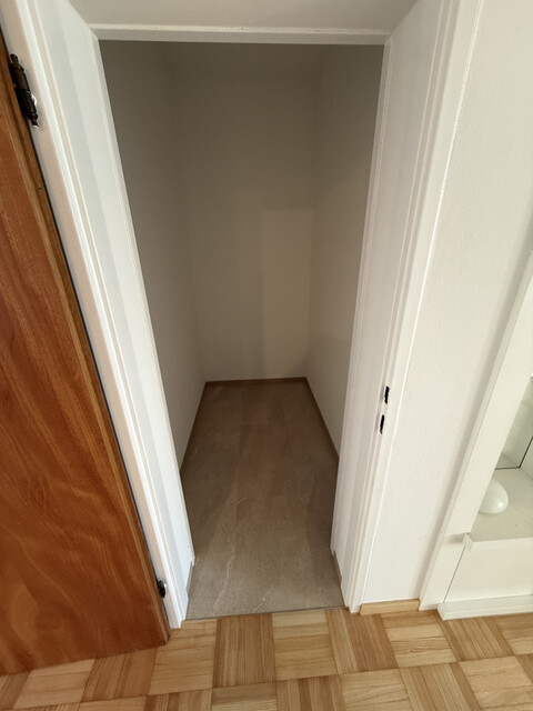 Freundliche 4-Zimmer-Wohnung direkt am See mit Terrasse