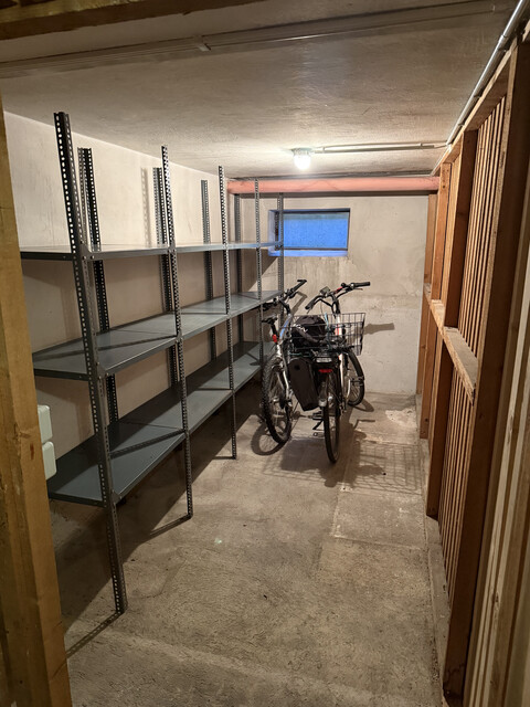 Freundliche 4-Zimmer-Wohnung direkt am See mit Terrasse