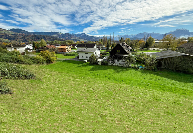 1.598 m² Naturidylle mit
perfekter Anbindung