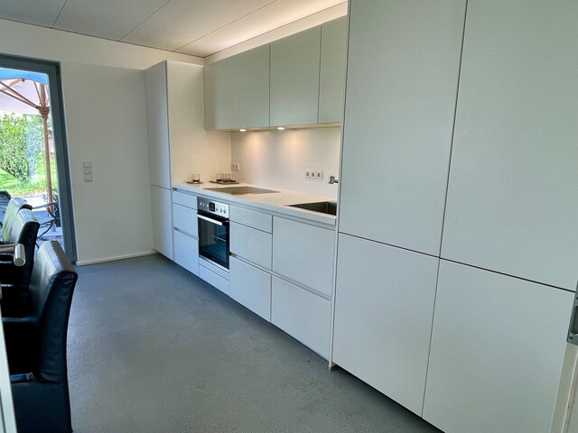 Architektenhaus voll möbliert in beliebter Wohnlage in Altach: Möglichkeit Büro und Wohnen zu kombinieren!