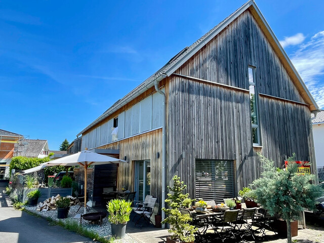 Architektenhaus voll möbliert in beliebter Wohnlage in Altach: Möglichkeit Büro und Wohnen zu kombinieren!