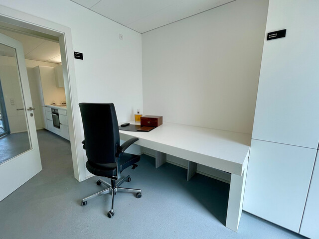 Architektenhaus voll möbliert in beliebter Wohnlage in Altach: Möglichkeit Büro und Wohnen zu kombinieren!