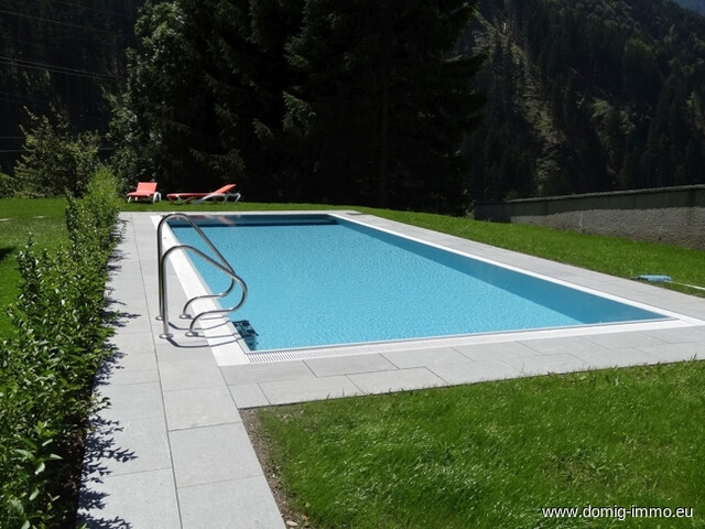 Sonnige 4 Zimmer-Ferienwohnung (8 Betten/2 Bäder) mit TG Platz im Zentrum von St. Gallenkirch/Montafon!