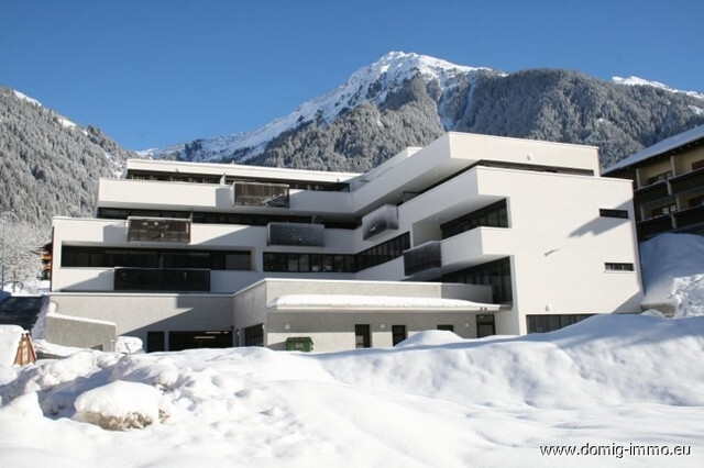 Sonnige 4 Zimmer-Ferienwohnung (8 Betten/2 Bäder) mit TG Platz im Zentrum von St. Gallenkirch/Montafon!