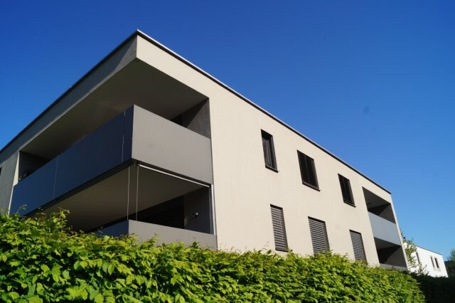 Niedrige Betriebskosten!!! Moderne 3-Zimmerwohnung mit Tiefgarage mit modernster Technik zu verkaufen!