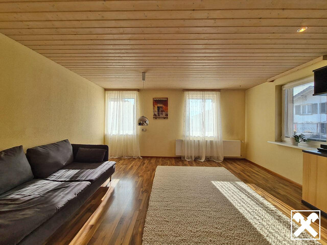 Zweifamilienhaus mit separaten Eingängen