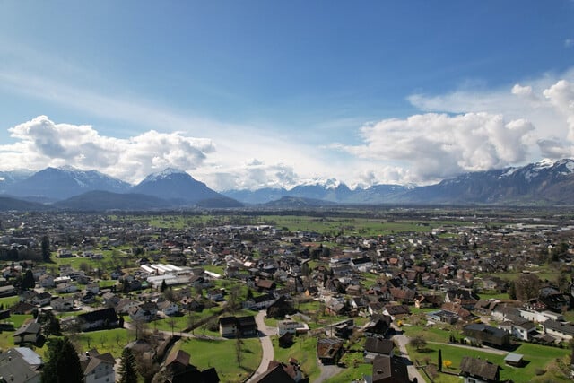 Grundstück in Hanglage mit idyllischem Ausblick und Wald in Klaus