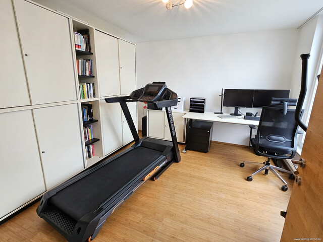Exklusives, modernes Einfamilienhaus mit Wellnesskomfort auf großzügigem 1.500 m² Grundstück