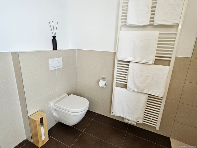 Exklusives, modernes Einfamilienhaus mit Wellnesskomfort auf großzügigem 1.500 m² Grundstück