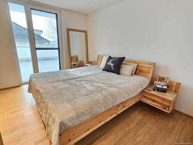 Exklusives, modernes Einfamilienhaus mit Wellnesskomfort auf großzügigem 1.500 m² Grundstück