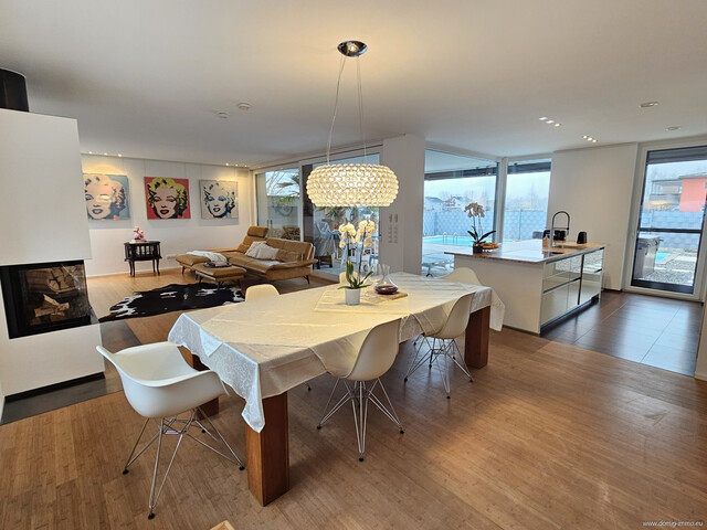 Exklusives, modernes Einfamilienhaus mit Wellnesskomfort auf großzügigem 1.500 m² Grundstück