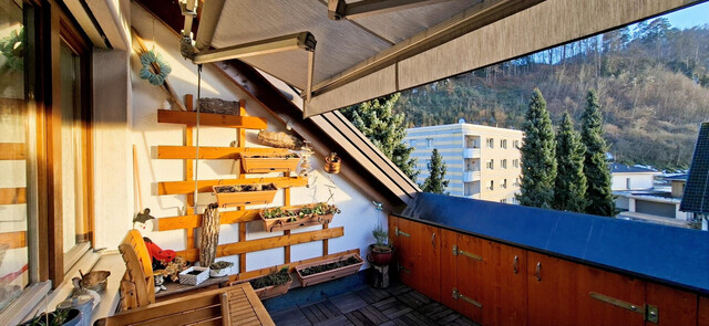 Traumhafte zweigeschossige Dachwohnung in Götzis mit Galerie, Terrasse und TG Platz - tolles Wohnerlebnis pur!
