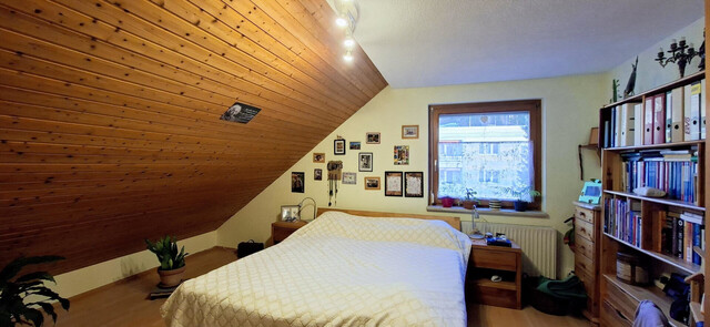 Traumhafte zweigeschossige Dachwohnung in Götzis mit Galerie, Terrasse und TG Platz - tolles Wohnerlebnis pur!