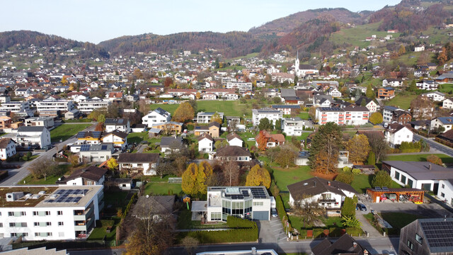 Modernes Wohnen und Arbeiten in einem Haus