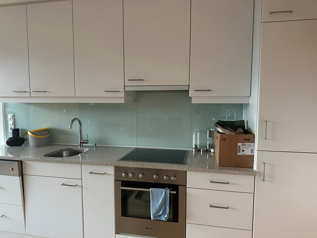 Geräumige helle 3-Zimmerwohnung mit Balkon zu vermieten 