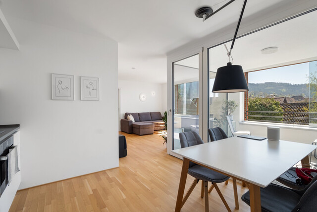 Lochau: 2-Zimmer-Wohnung mit Seeblick und Loggia