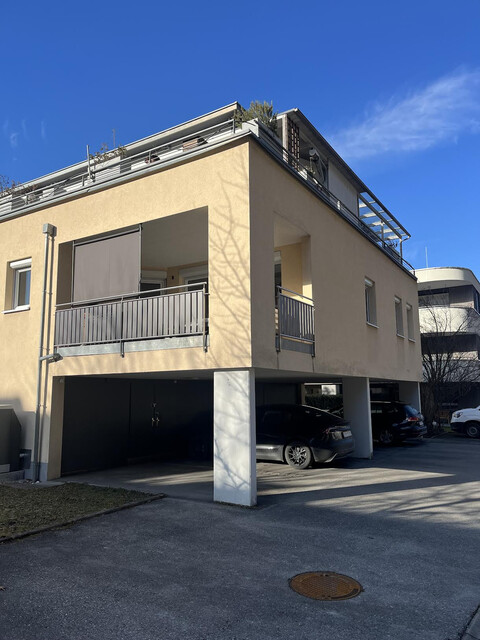 Privatverkauf: Penthousewohnung  mit 80 m² Terrasse, Garage &amp; 3 Stellplätzen in Gebrauchtobjekt