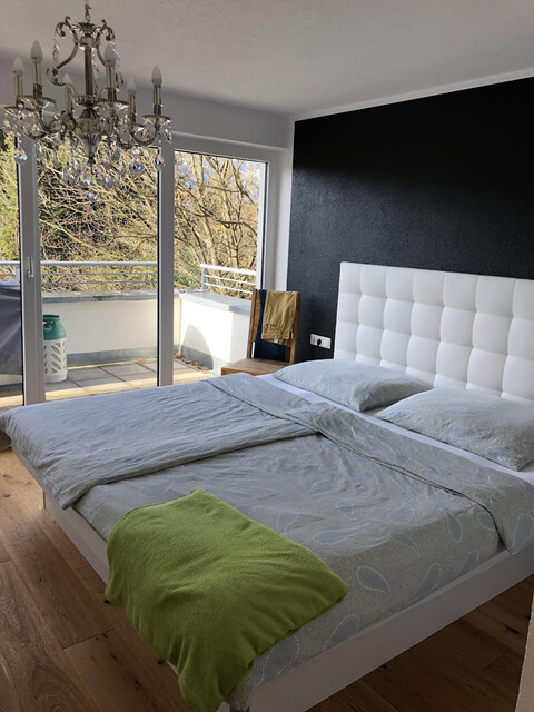 Privatverkauf: Penthousewohnung  mit 80 m² Terrasse, Garage &amp; 3 Stellplätzen in Gebrauchtobjekt