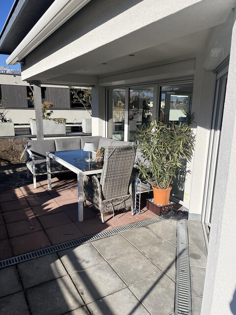 Privatverkauf: Penthousewohnung  mit 80 m² Terrasse, Garage &amp; 3 Stellplätzen in Gebrauchtobjekt