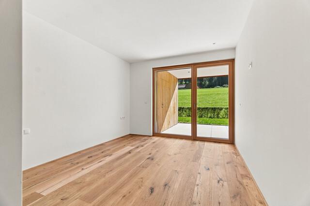 Naturjuwel mit Handwerksseele - 2 Zimmer Wohnung voller Lebensqualität!