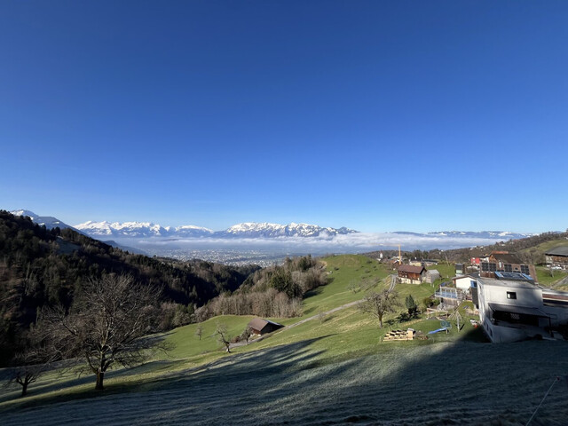 Versteigerung - Baugrundstück in schöner Hanglage