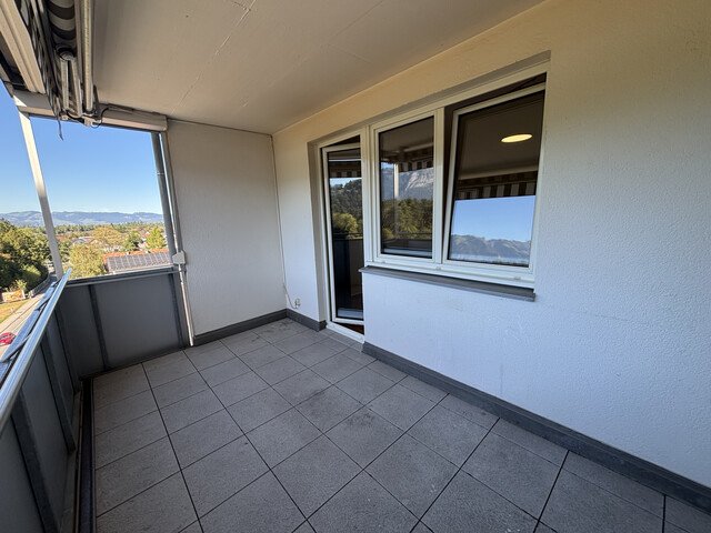 "ohne Provision" geräumige 2,5 Zimmer Wohnung mit Balkon