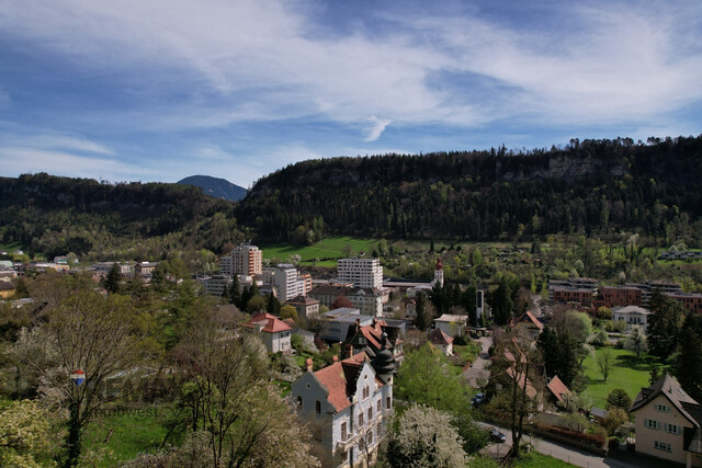 Zentrumnahes Paradies - ungeschliffenes Grundstücksjuwel mit Weitblick