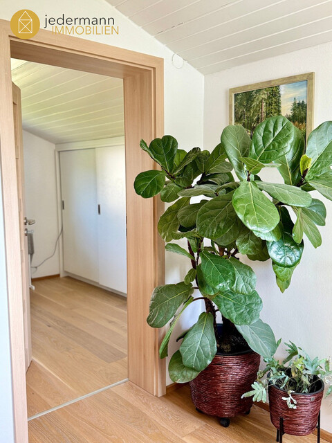 DORNBIRN: CHARMANTES ZUHAUSE MIT HERZ! LIEBEVOLL SANIERTES HAUS IM ROHRBACH.