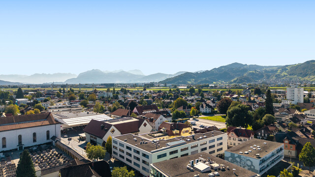 Lustenau: Über 130m² Nutzfläche - 4 Zimmer Wohnung mit großer Loggia