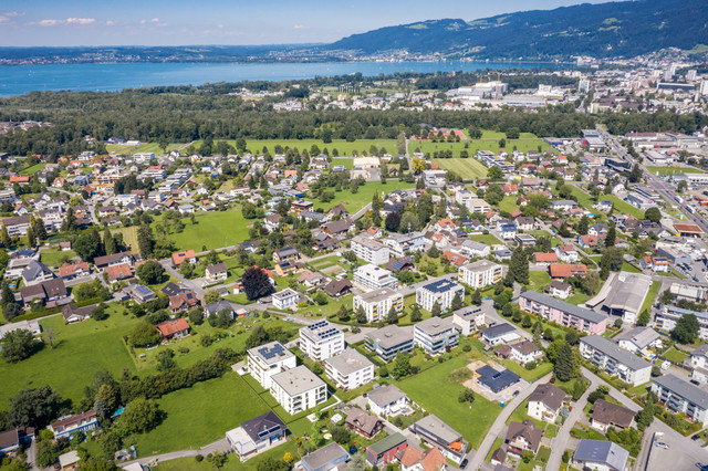 Luxuriöse 2-Zi-Terrassenwohnung - WA Badbach Top W10