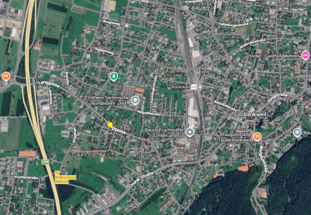 Grundstück mit bewohnbarem Wohnhaus