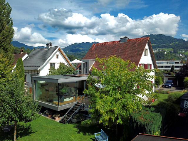 Stilvolles Einfamilienhaus mit Einliegerwohnung/Praxis/Büro in Rankweil