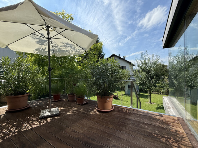 Stilvolles Einfamilienhaus mit Einliegerwohnung/Praxis/Büro in Rankweil