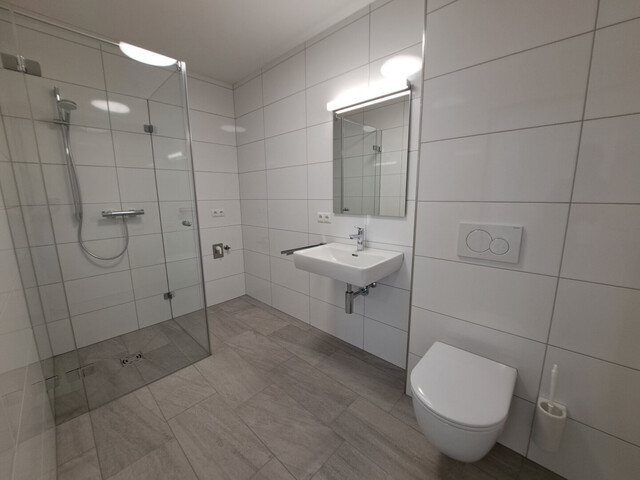 Erstklassige 3-Zimmer-Gartenwohnung mit 2 Tiefgaragenplätzen in Götzis zu vermieten!