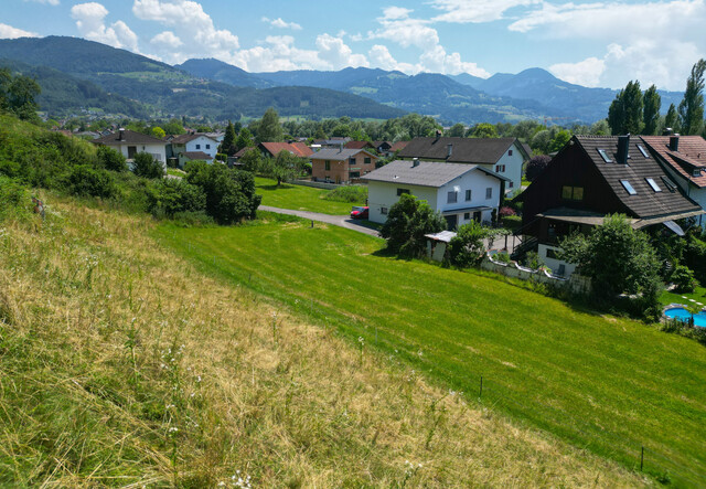 Großzügiges Grundstück am Sattelberg in  Klaus – Natur, Ruhe und beste Anbindungen