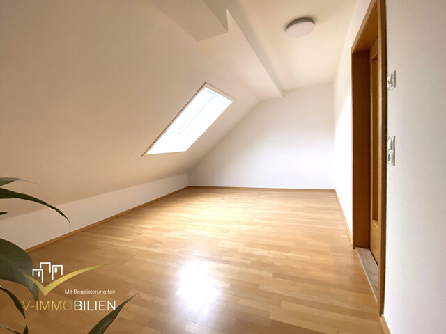 Inspirierende 3 Zimmer Dachgeschosswohnung mit 97 m² Wohnfläche zum Wohlfühlen