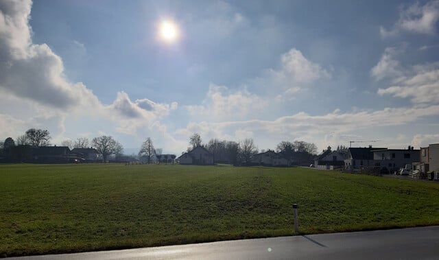 Grundstück mit einer Fläche von 1.000 bis 1.200m2 in bester Lage in Meiningen, auch teilbar, zu verkaufen