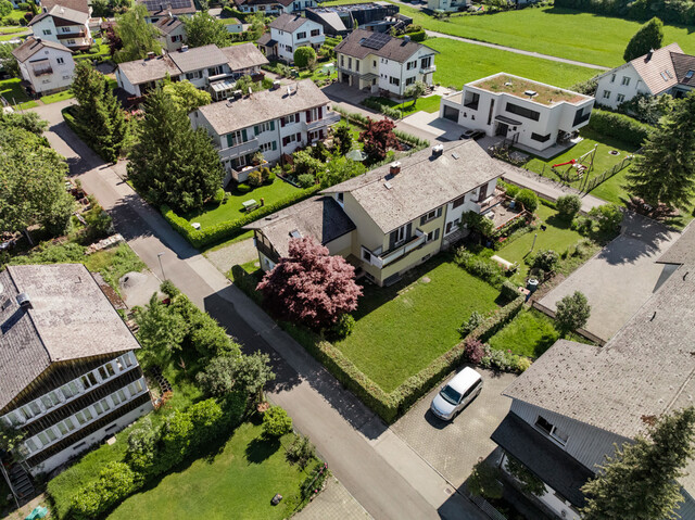 Großes Haus auf der Sonnenseite