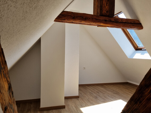 Exklusives Wohnen über der Altstadt: 70 m² Einraumwohnung  – neu renoviert – ein einmalgies Wohnerlebnis!