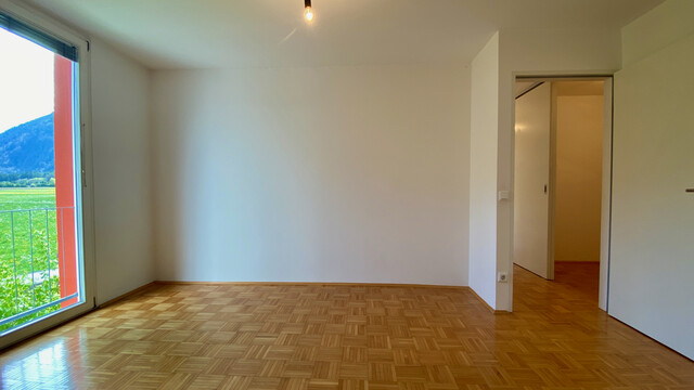 "ohne Provision" helle 3,5 Zimmer Wohnung mit verglaster Terrasse