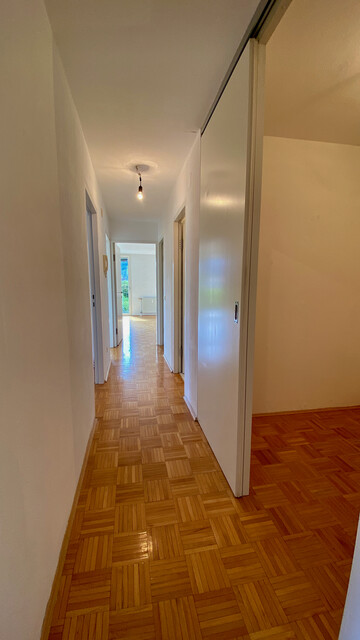 "ohne Provision" helle 3,5 Zimmer Wohnung mit verglaster Terrasse