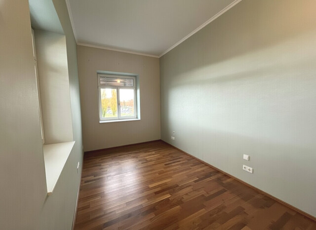 Direkte Seelage: Hochwertige 4-Zimmerwohnung, Traum-Seeblick in Lochau zum mieten!