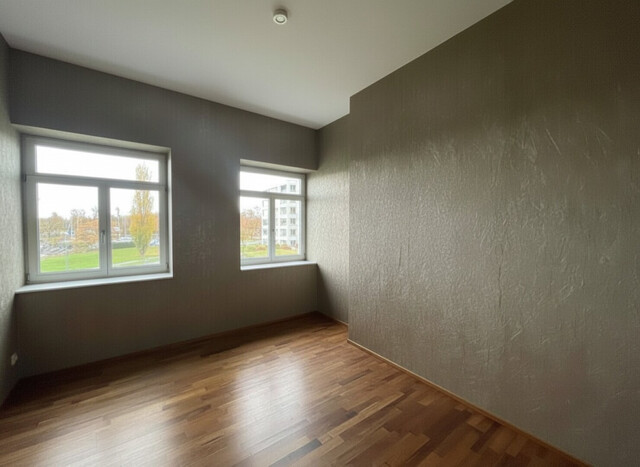 Direkte Seelage: Hochwertige 4-Zimmerwohnung, Traum-Seeblick in Lochau zum mieten!