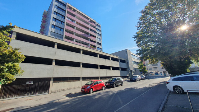 NEUER PREIS-großzügige 4,5-Zimmerwohnung in zentraler Stadtlage