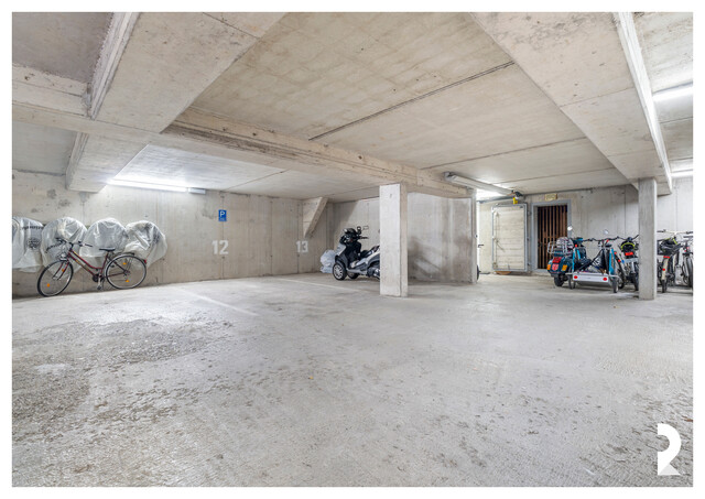 2Z GARTENWOHNUNG MIT TG-PLATZ, TERRASSE, GARTEN UND WINTERGARTEN