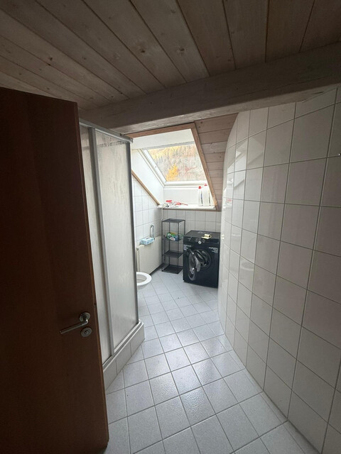 Geräumige 3-Zimmer-Dachgeschosswohnung zu vermieten