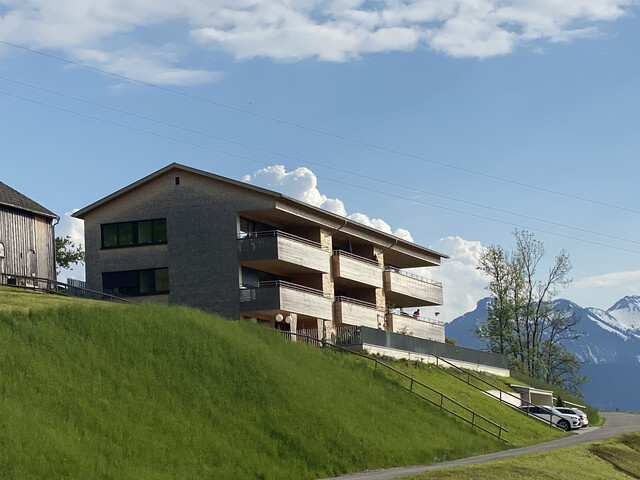 2-Zimmer-Terrassenwohnung mit Panoramaaussicht in Egg-Großdorf